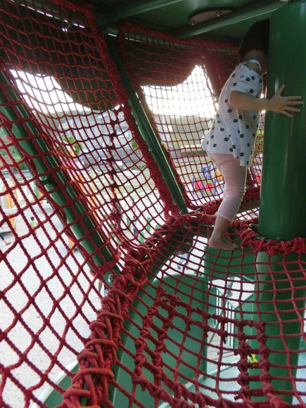 【et妈妈】脱鞋吧!畅玩冲绳五星级沙池游乐场- 野菜王国